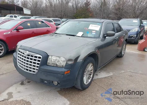 2008 Chrysler 300 Touring from USA, damaged, VIN 2C3KA53G98H103327